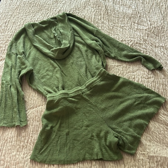 FP BEACH 2 piece set co-ord - Picture 3 of 4